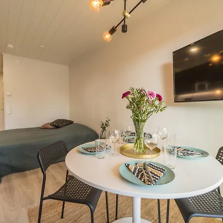 Tuulensaede - Uusi Korkeatasoinen Hiekkasaerkaet, * Kalajoki