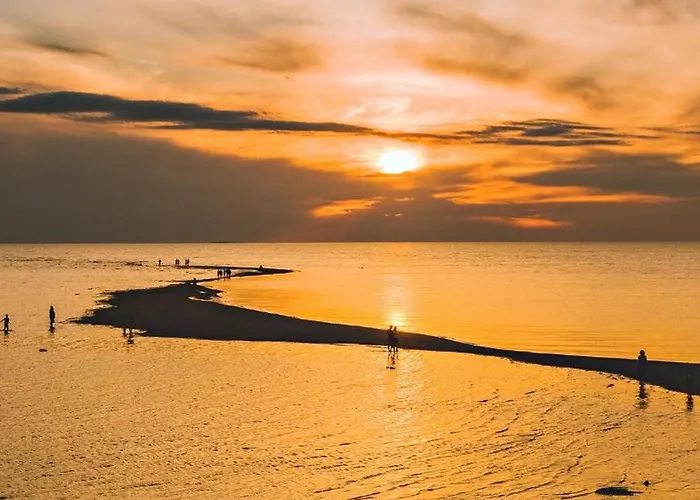 Tuulensaede - Uusi Korkeatasoinen Hiekkasaerkaet, 公寓