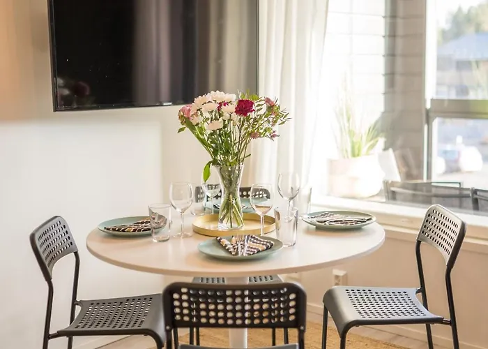 Tuulensaede - Uusi Korkeatasoinen Hiekkasaerkaet, 公寓 *